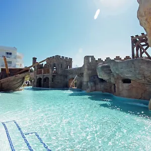 Pirates Village Санта-Понса